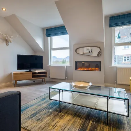 Howe Keld 6 Second Floor Apartment