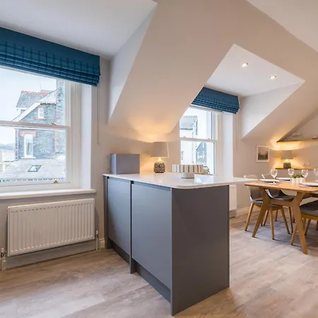 Howe Keld 6 Second Floor *